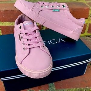 NWT Girls Pink Cute Shoes